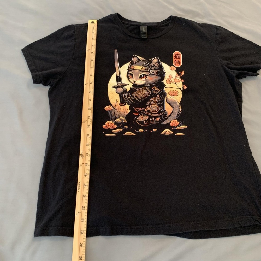 Gildan Samurai Cat Shirt Womens 2XL Black Graphic Anime Japan Tee Softstyle - Picture 5 of 7